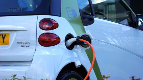 5G and Its Role in the Electric Vehicles (EV) Sector